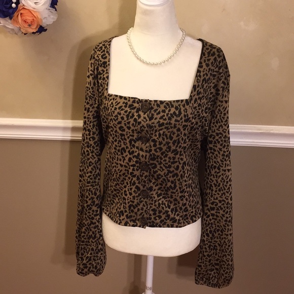 leopard print cropped cardigan
